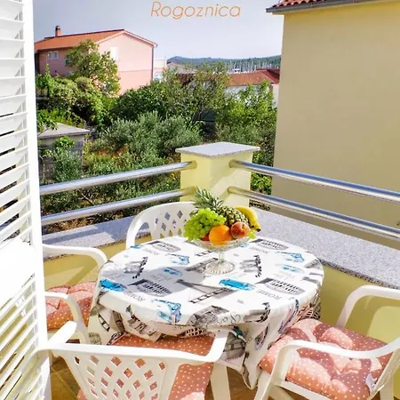 Apartman Marija Rogoznica * Rogoznica (Sibenik-Knin)